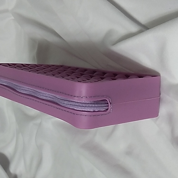 7.5 x 3.5 x 1.5 inches Purple Pop It  Case - Picture 4 of 4